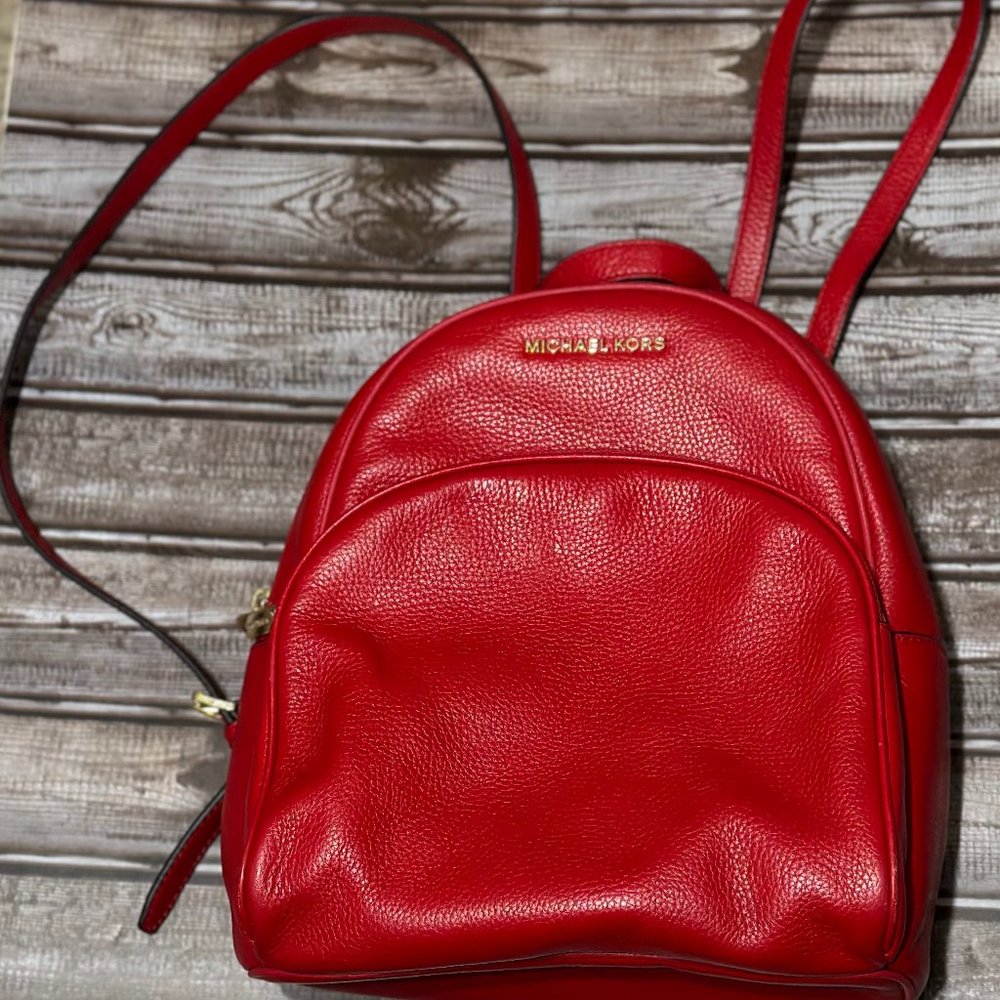 Listing for v_drummond